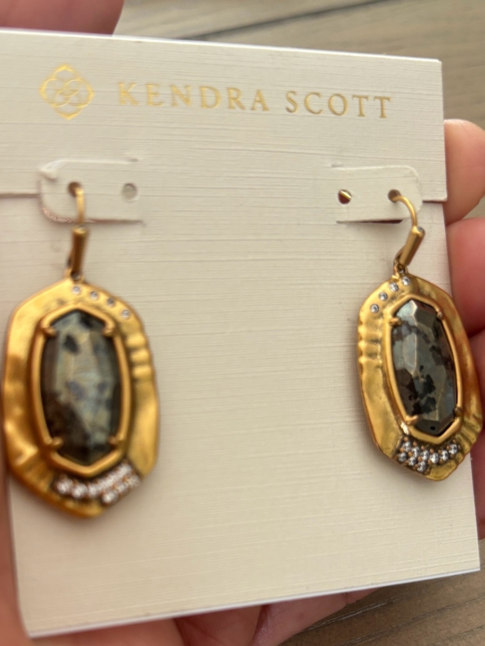 Kendra Scott Anna Vintage Gold Earrings with black Stone and Clear gold Accents
